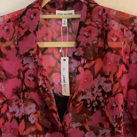 Steve Madden Chiffon Button Front Shirt, Size S, Dark Fuchsia, NWT - Picture 4 of 11